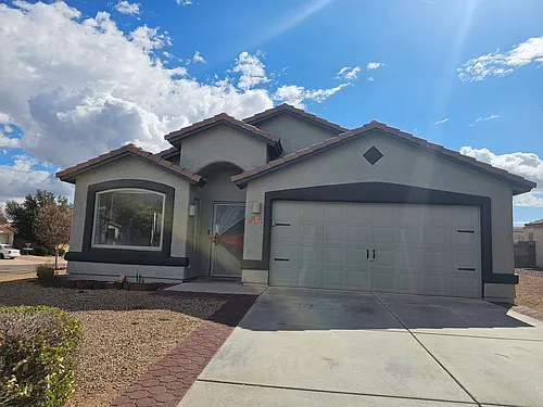 2311 Skyview Dr Photo 1