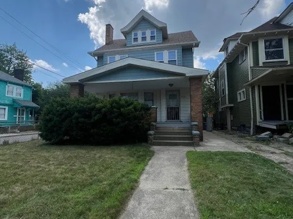 9222 Columbia Ave, Cleveland, OH 44108