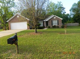 147 Travis Ln, Leesburg, GA 31763