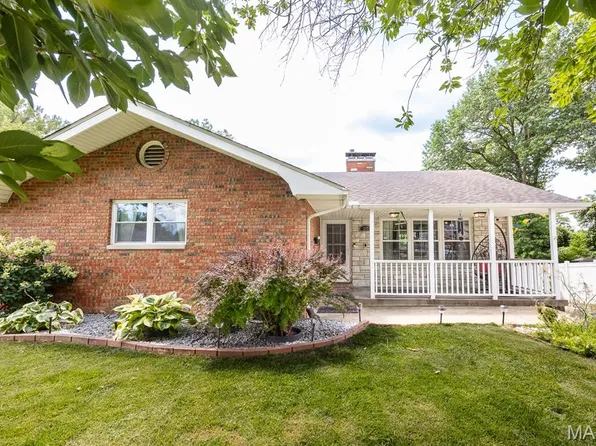 217 Lee Ave, Collinsville, IL 62234