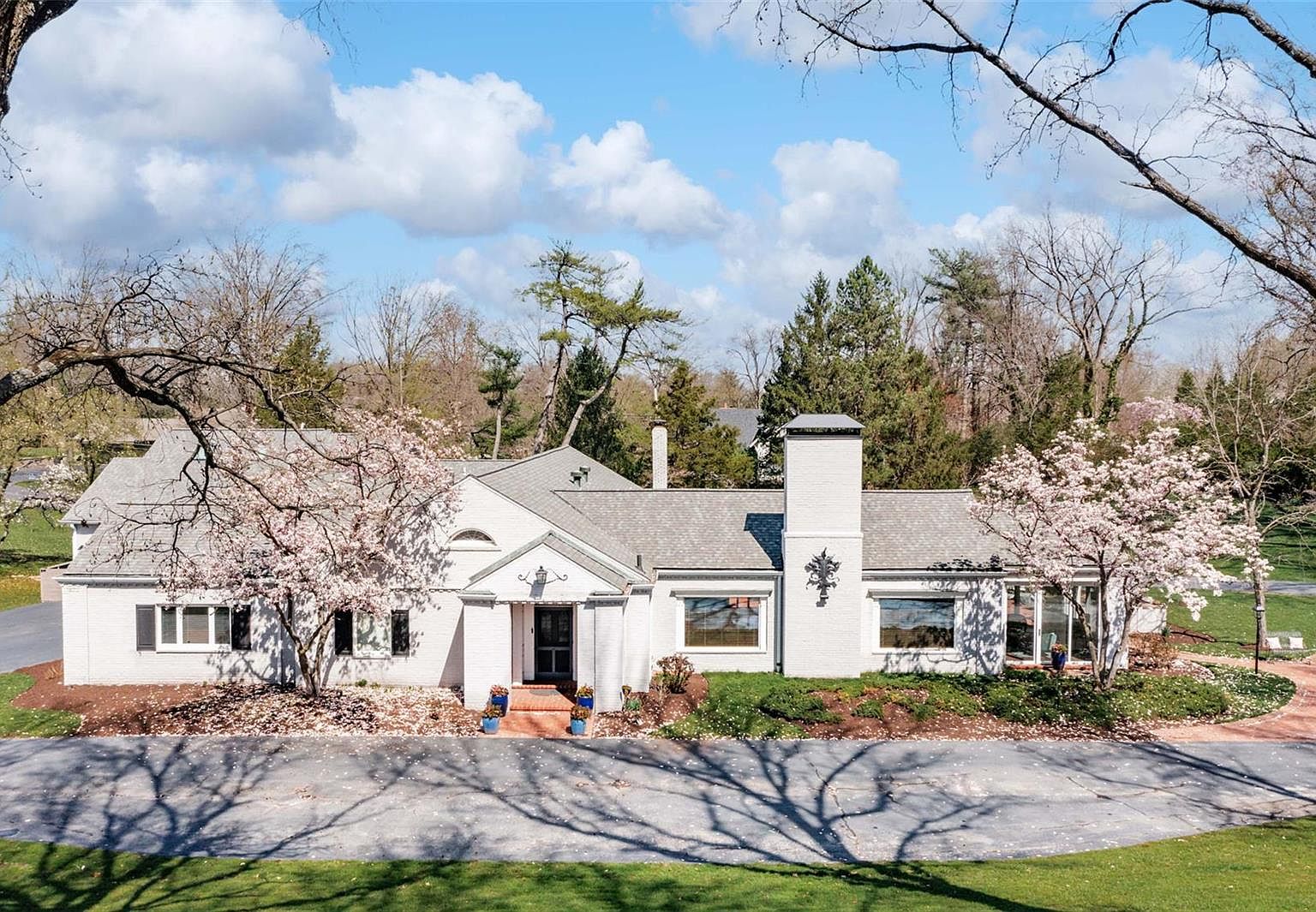 house on the hill バレリーナ柄ロンパース　パンツ　セット　70 7 Terry Hill Ln, Saint Louis, MO 63131 | Zillow