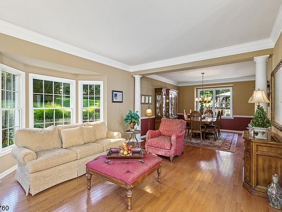 5th image of 1 Kobert Ave