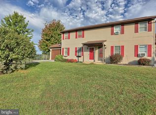 430 Donna Dr #L-0062A, Jonestown, PA 17038