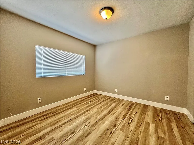 508 Harvard St #0 — Photo 17