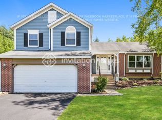 29 Magnolia Dr, Oak Park, IL 60107