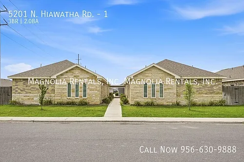 5201 N Hiawatha Dr #1 Photo 1