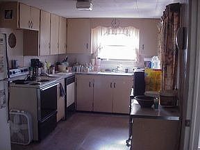 4th image of 293 Sunset Harbor Dr