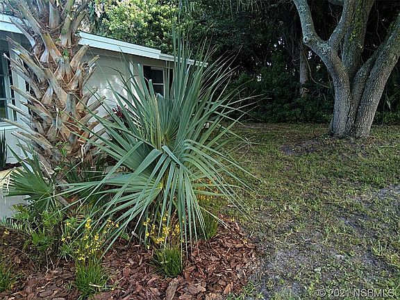 5th image of 27 Sand Dune Dr