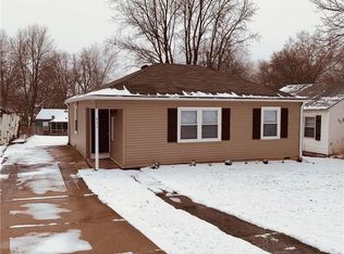711 NE 45th St, Kansas City, MO 64116