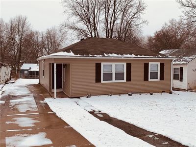 711 NE 45th St, Kansas City, MO, 64116
