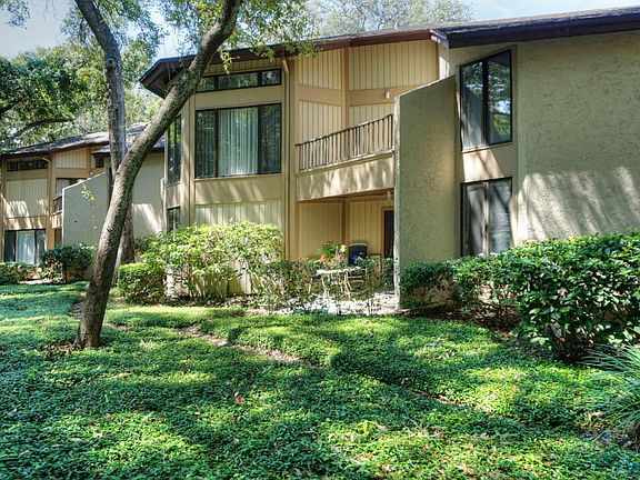 3rd image of 2362 Boxwood Ln