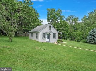 2080 Hollinger Rd, Lancaster, PA 17602
