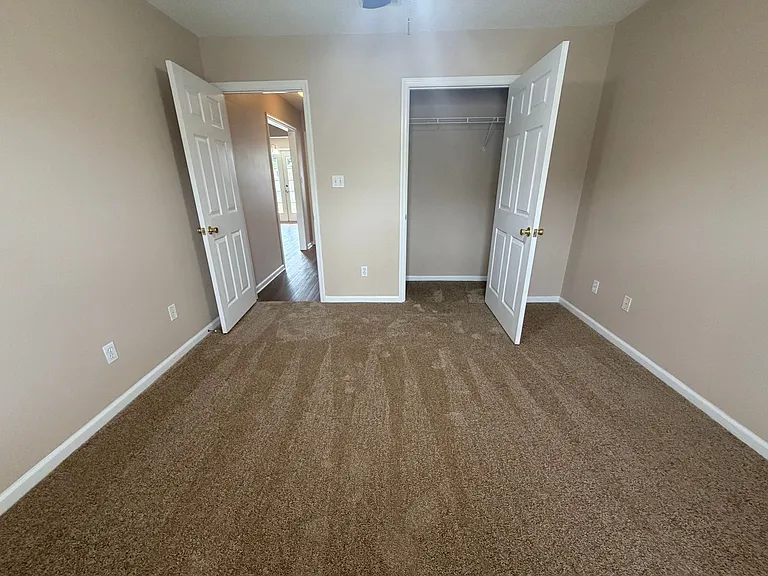 3875 Trotters Ridge Cir — Photo 16