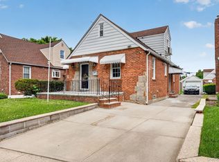 8311 Little Neck Parkway, Glen Oaks, NY 11004