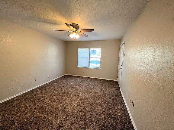 3rd image of 1106 NW Columbia Ave #11