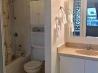 3849 NE 169th St APT 203, North Miami Beach, FL 33160
