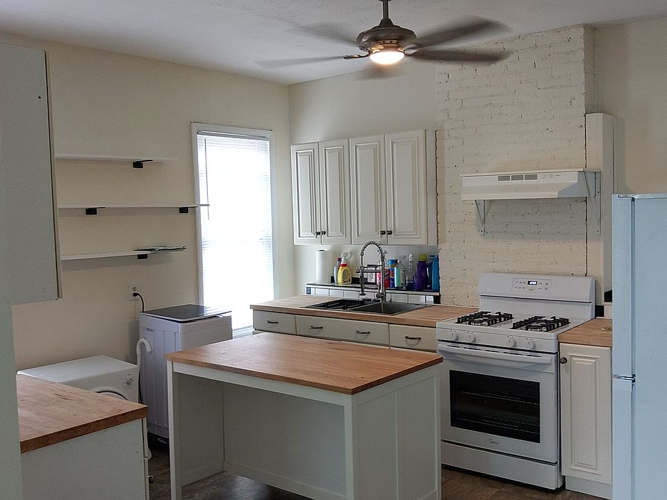 2nd image of 208 Union Ave #1