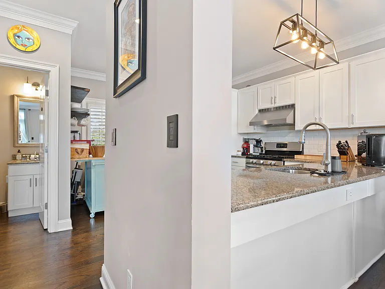 91 W Broad St #13 — Photo 7
