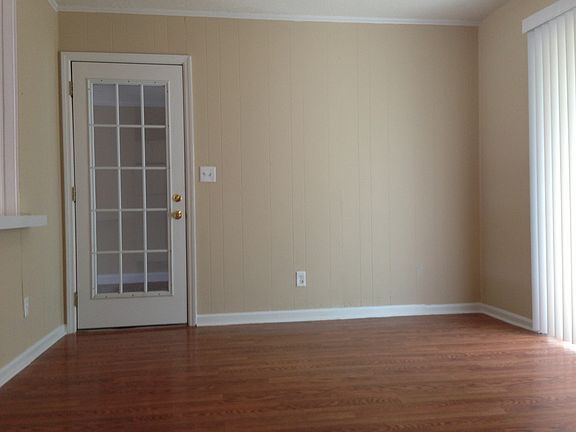 4th image of 7609 Crossgate Blvd