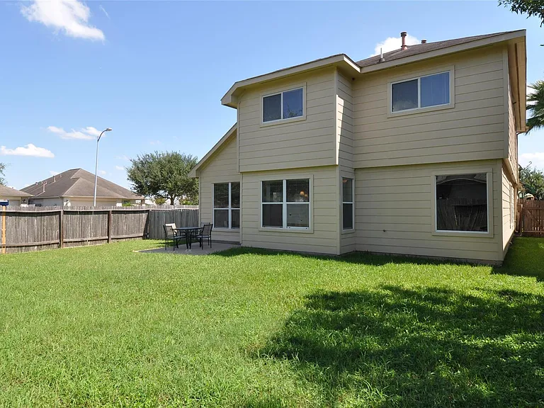 5823 Ridgebluff Ln — Photo 21