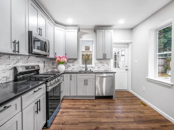 515 Delamore Pl, Wilmington, DE 19805