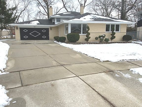 2nd image of 16443 Maryland Ave