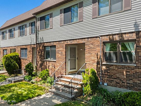 3rd image of 219 Katan Ave #A