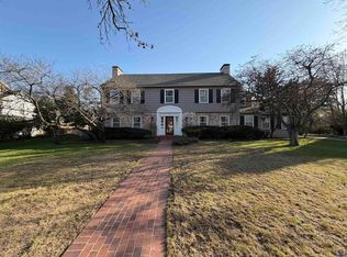 3155 SW 15th St, Topeka, KS 66604