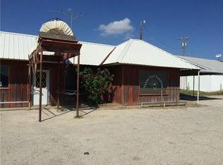 208 W Highway 82, Nocona, TX 76255