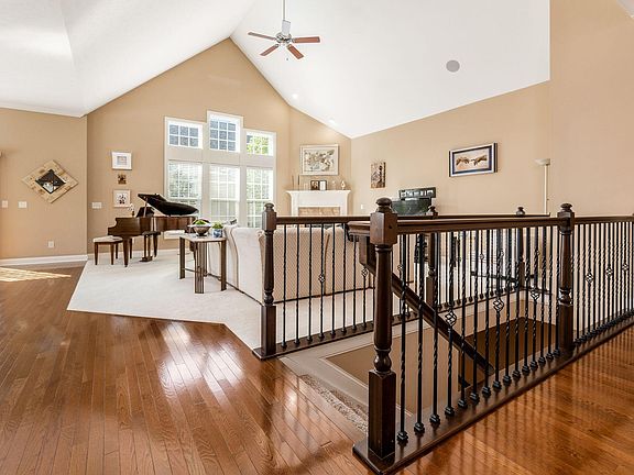 3rd image of 9019 Mediterra Pl