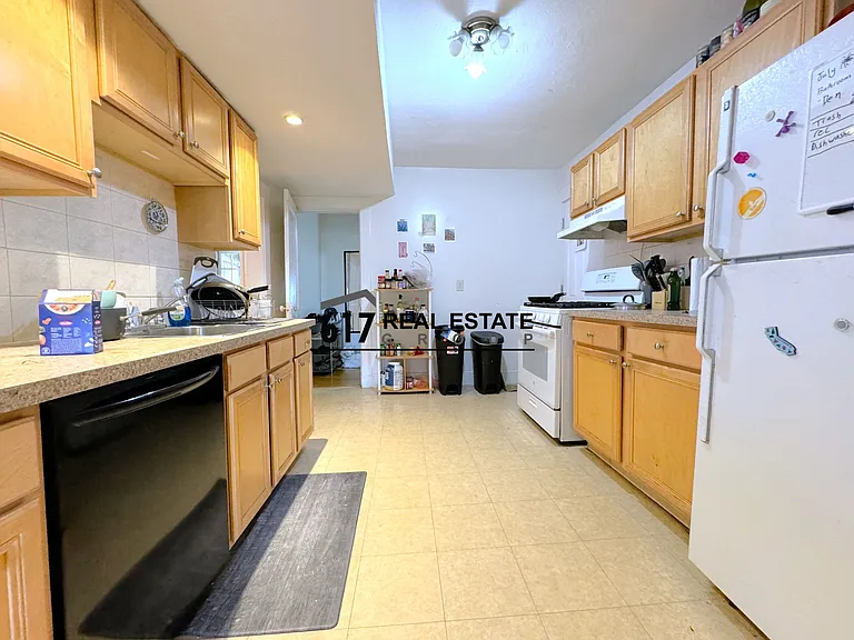 223 Summer St #L3 — Photo 7
