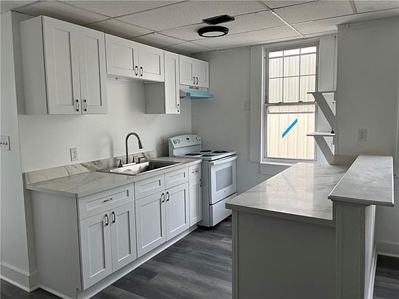 5th image of 3629 S Carrollton Ave