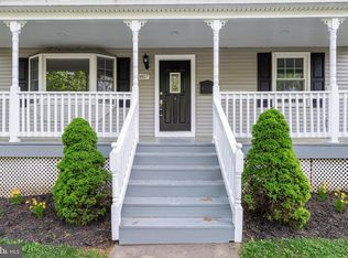 10817 Scott Dr, Fairfax, VA 22030