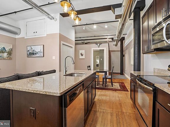 5th image of 200 Lincoln Ave Suite 111
