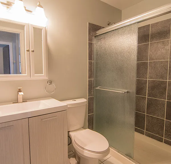607 W Wrightwood Ave #214 — Photo 7