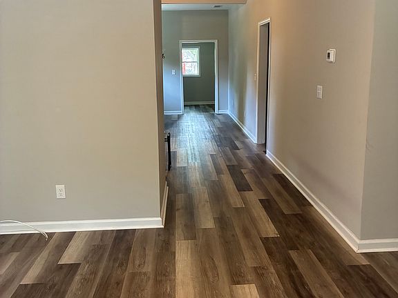 2nd image of 5919 Chattahoochee St