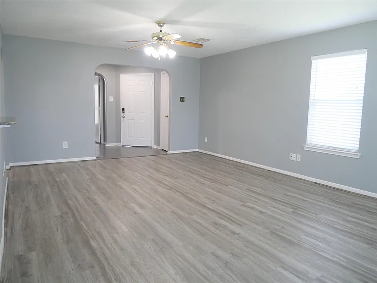 11931 Panay Village Cir — Photo 11