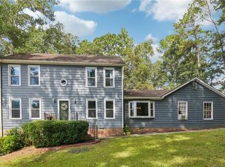 232 Sarann Ct NW, Lilburn, GA 30047