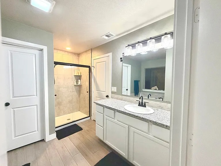 2409 Ranch Ave — Photo 9