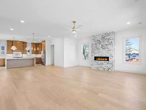5th image of 728 S 13th St