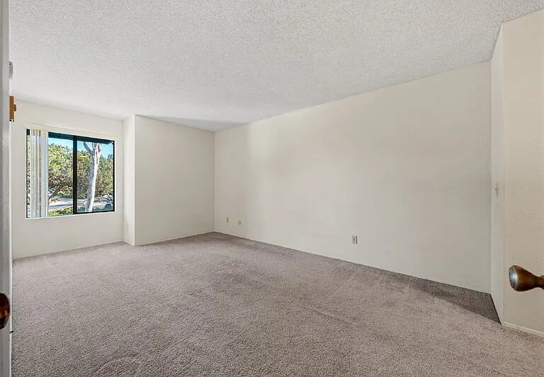 8308 Regents Rd #2E — Photo 18