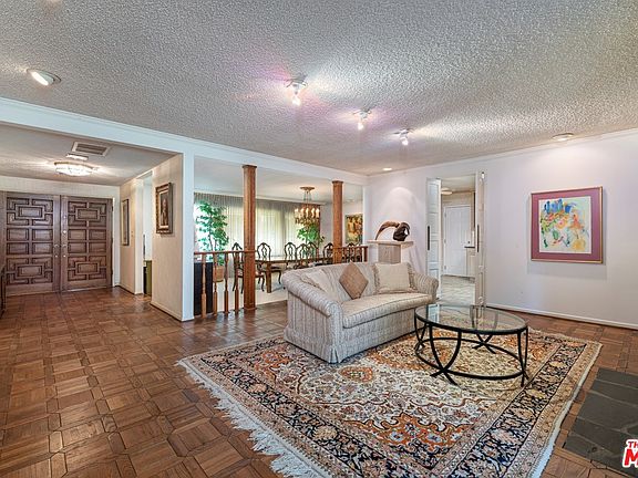 3rd image of 16905 Bosque Dr