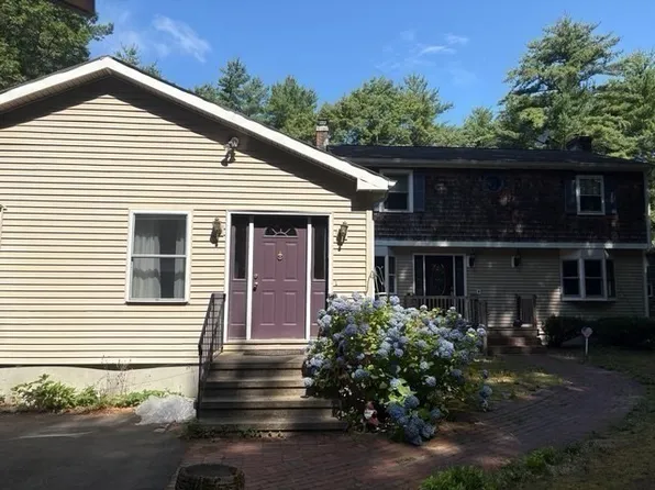 88 Colby Dr, Halifax, MA 02338