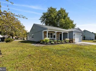 17 Devonshire Way, Southampton, NJ 08088