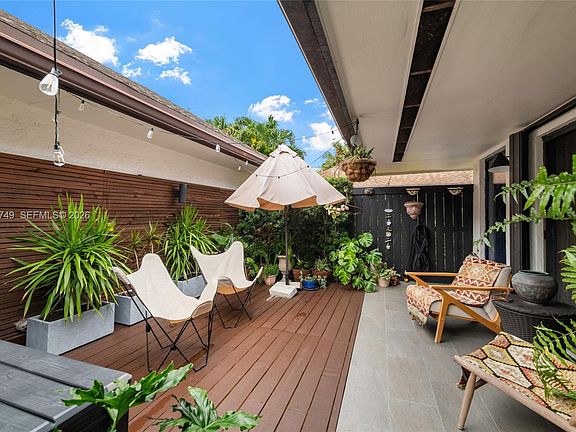 3rd image of 7759 SW 100th St #37