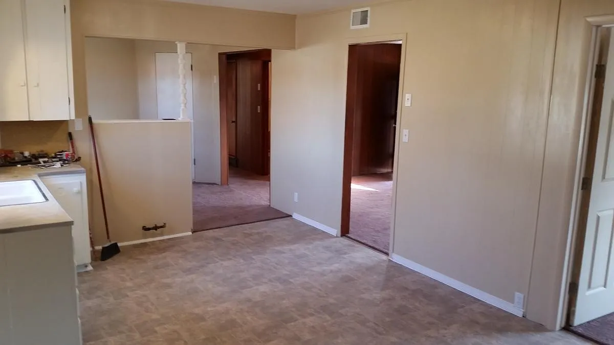 3 bed, 1216 sqft, $1,150 — Photo 4
