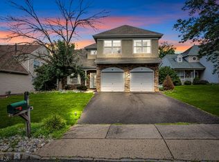 5 Joanne Ct, Bridgewater, NJ 08807
