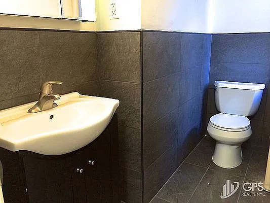 Rented by GPS Realty NYC | media 8