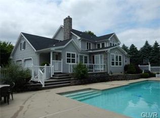 1041 Buckingham Dr, Allentown, PA 18103