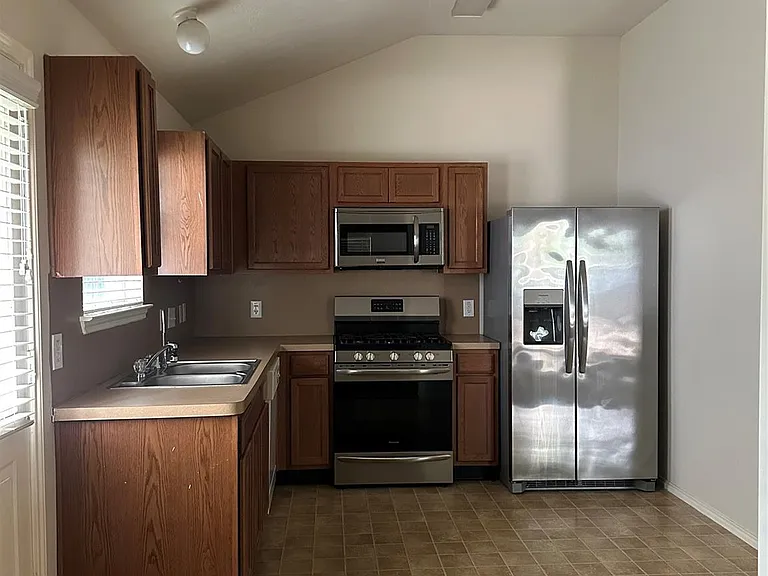 15823 Regal Trace Ln — Photo 6